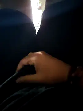 Snapshot of lexxymoron chatting on 11/02/25, 05:32 lexxymoron online show from 11/02/25, 05:32