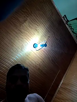 Tophe1 online show from 10/13/25, 07:41