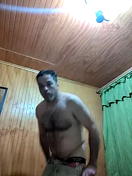 Tophe1 online show from 10/21/25, 07:31