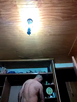 Tophe1 online show from 10/29/25, 05:31