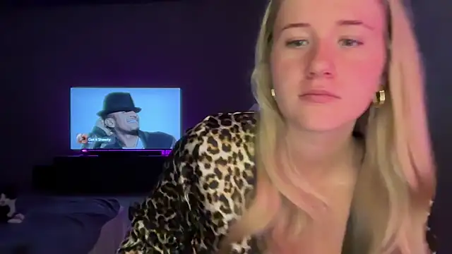 itssosierra online show from 06/17/26, 04:37