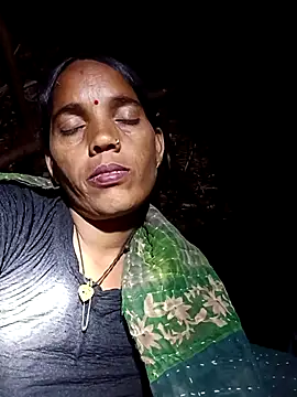 Cutsedi3 online show from 10/26/25, 10:47