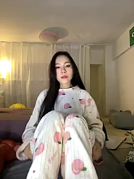 Snapshot of Mmo66 chatting on 11/14/25, 03:00 Mmo66 online show from 11/14/25, 03:00