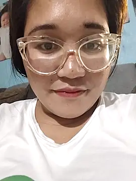 Snapshot of PussyCherry chatting on 10/10/25, 06:12 PussyCherry online show from 10/10/25, 06:12