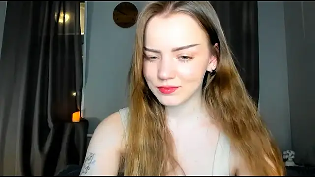 Olivia Mensy online show from 10/24/25, 09:38