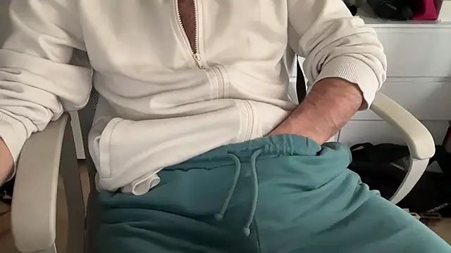 Snapshot of matrixx_9 chatting on 12/04/25, 03:21 matrixx 9 online show from 12/04/25, 03:21