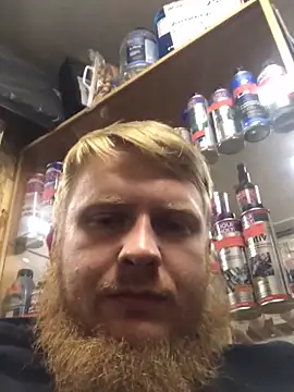 Snapshot of bodywork30 chatting on 11/14/25, 03:33 bodywork30 online show from 11/14/25, 03:33