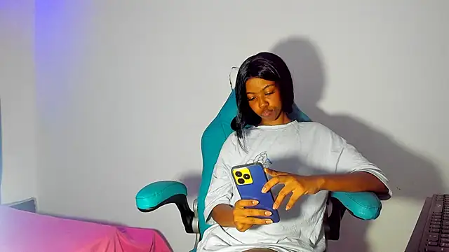 Dakota evans18 online show from 11/29/25, 02:58