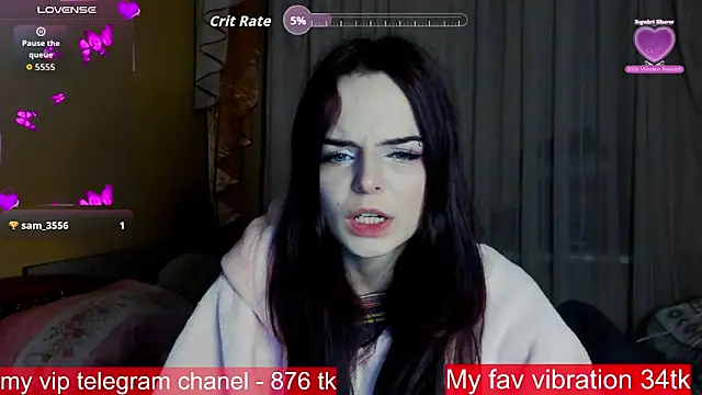 Snapshot of ArianaLight chatting on 11/24/25, 07:57 ArianaLight online show from 11/24/25, 07:57