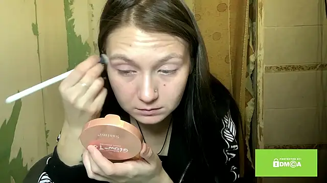 ArianeBhayani online show from 11/11/25, 09:04