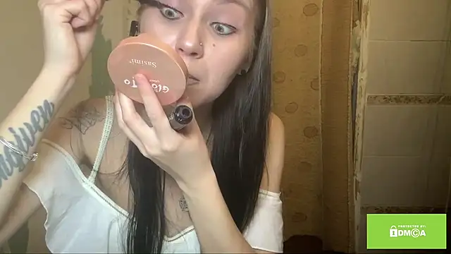 ArianeBhayani online show from 11/13/25, 09:14