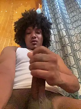 jJHhlhhav online show from 10/17/25, 04:09