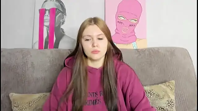 Musegirl online show from 11/22/25, 08:24