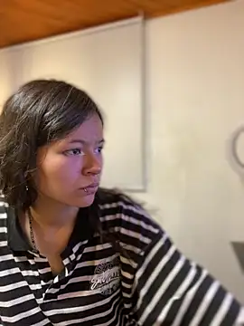 Ninfa pink online show from 12/01/25, 08:14