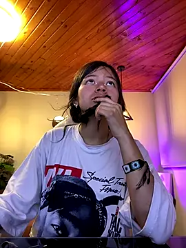 Ninfa pink online show from 12/02/25, 06:47