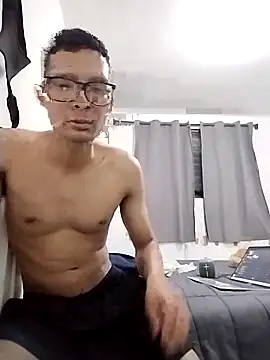 Snapshot of JonaTorres chatting on 10/26/25, 02:17 JonaTorres online show from 10/26/25, 02:17