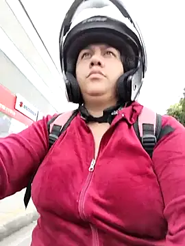 solnechka1 online show from 10/13/25, 08:20