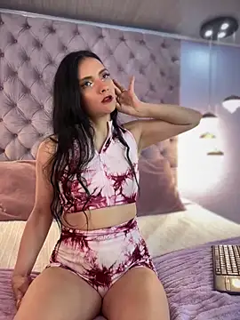  Mia   x online show from 10/18/25, 12:06