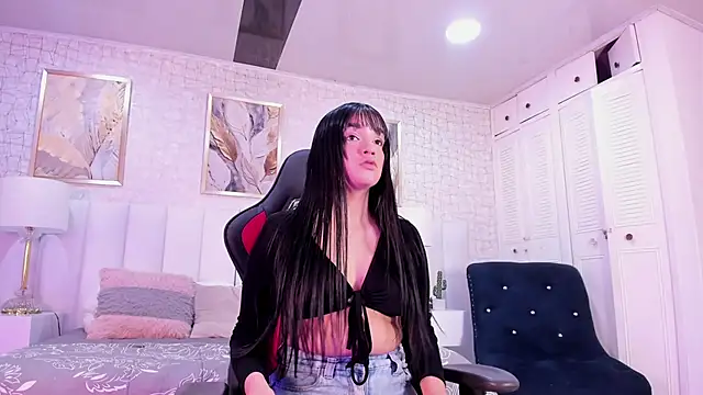 Snapshot of Aby_cole11 chatting on 10/13/25, 01:55 Aby cole11 online show from 10/13/25, 01:55