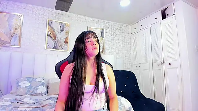 Snapshot of Aby_cole11 chatting on 10/27/25, 02:21 Aby cole11 online show from 10/27/25, 02:21