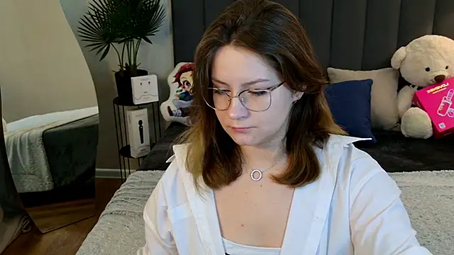 Snapshot of Briarx chatting on 02/06/26, 10:35 Briarx online show from 02/06/26, 10:35