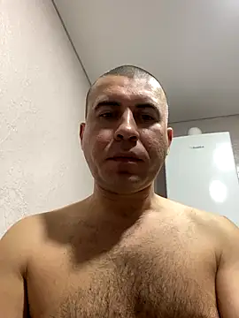 AronMode online show from 12/18/25, 09:43