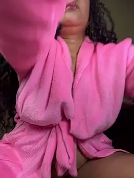 Ayleenpamelasexysquirt online show from 10/19/25, 07:36