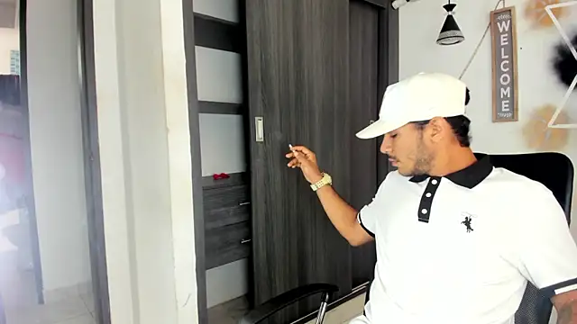 jhapsson wong online show from 10/17/25, 01:57