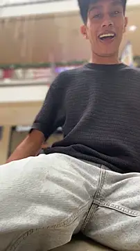 Snapshot of Jacovo2002 chatting on 11/14/25, 04:38 Jacovo2002 online show from 11/14/25, 04:38