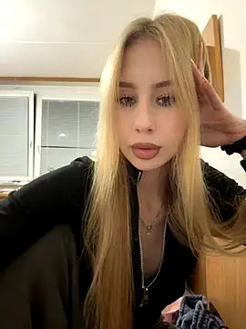 Snapshot of JudithCarly chatting on 11/07/25, 06:30 JudithCarly online show from 11/07/25, 06:30