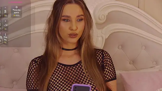 MileyMalory online show from 10/11/25, 04:49