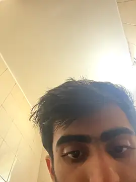 Snapshot of rajgujrahu chatting on 10/10/25, 10:47 rajgujrahu online show from 10/10/25, 10:47