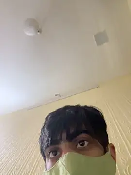 Snapshot of rajgujrahu chatting on 10/23/25, 05:07 rajgujrahu online show from 10/23/25, 05:07