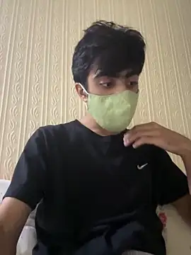 Snapshot of rajgujrahu chatting on 10/28/25, 06:43 rajgujrahu online show from 10/28/25, 06:43