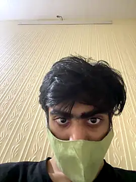 Snapshot of rajgujrahu chatting on 10/30/25, 06:52 rajgujrahu online show from 10/30/25, 06:52