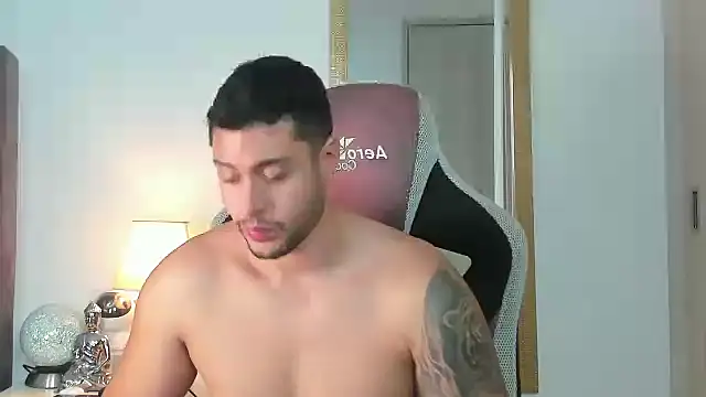 Ken mailik1 online show from 10/19/25, 07:14