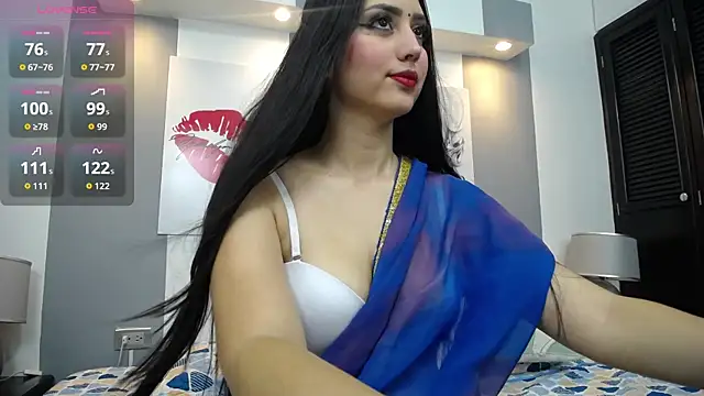 Snapshot of _tahira__ chatting on 10/22/25, 12:38  tahira   online show from 10/22/25, 12:38