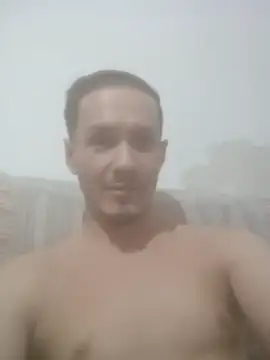 Snapshot of Graimito chatting on 10/21/25, 05:35 Graimito online show from 10/21/25, 05:35