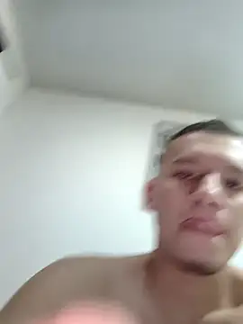 andriu656 online show from 10/28/25, 05:44