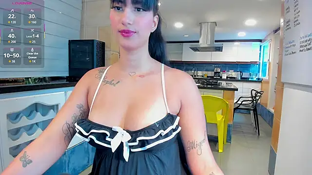 AllisonDoll  online show from 10/25/25, 02:35