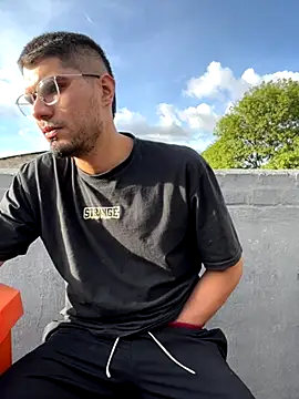 mirallesandbig online show from 11/10/25, 09:36