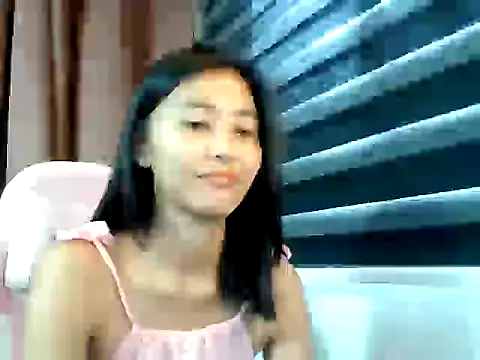 Snapshot of De_amore chatting on 10/22/25, 01:28 De amore online show from 10/22/25, 01:28