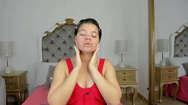 Snapshot of mary_joseph chatting on 11/21/25, 07:45 mary joseph online show from 11/21/25, 07:45