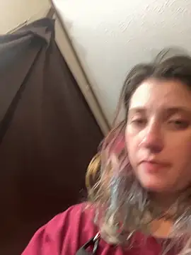 Snapshot of Mustbethemoney1234 chatting on 11/18/25, 12:16 Mustbethemoney1234 online show from 11/18/25, 12:16