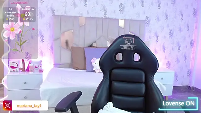 MARIANA TAY1 online show from 11/26/25, 03:40