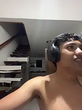 Snapshot of Flirtdick03 chatting on 11/02/25, 05:21 Flirtdick03 online show from 11/02/25, 05:21