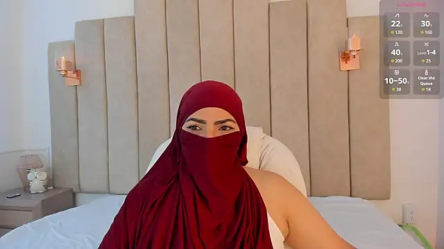 Snapshot of _naylaa_ chatting on 12/14/25, 03:12 naylaa online show from 12/14/25, 03:12