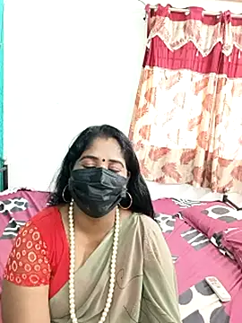 tamil-aunt online show from 11/09/25, 04:22