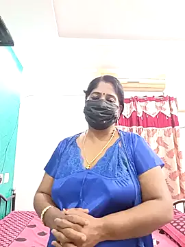 tamil-aunt online show from 11/21/25, 04:38