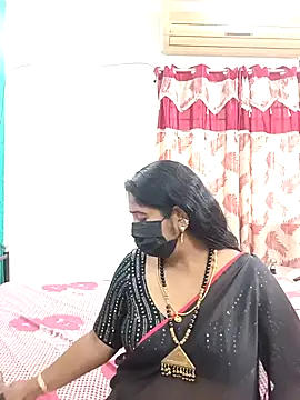 tamil-aunt online show from 12/05/25, 07:06